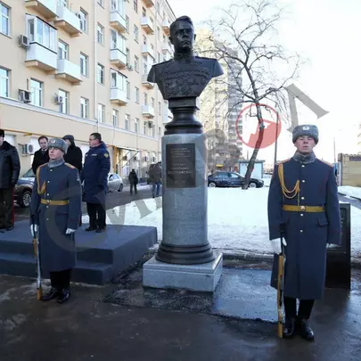Галерея